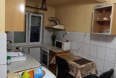 Inchiriez apartament 2 camere Brad - 9