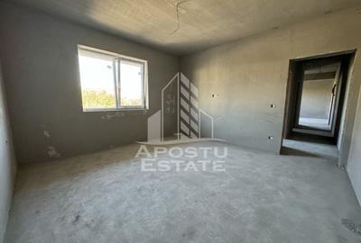 Apartament cu 3 camere semidecomandat în Calea Urseni