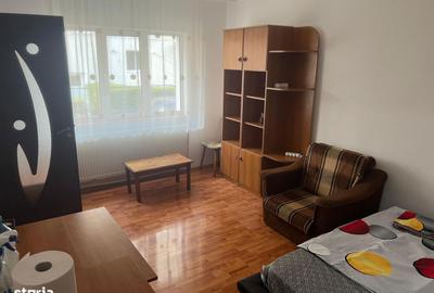 Garsonieră în 9 Mai - 1