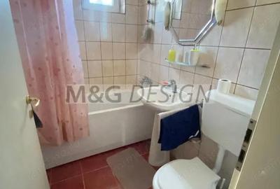 Apartament cu 3 camere semidecomandat în Medicină