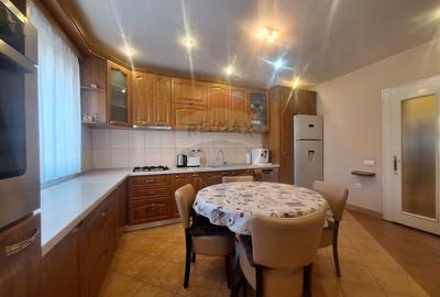 Vila moderna cu gradina frumoasa, in zona Trei Stejari - 5