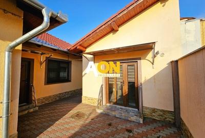 Casă 4 camere, renovată, mobilată, utilată, 410 mp teren, zona Centru - 2