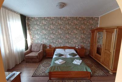 Spațiu comercial, de 540 mp, în Central - 7