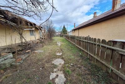 Casă cu Teren 383 Mp în Central - 3