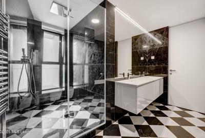 Apartament 3 dormitoare in One Charles de Gaulle - 16