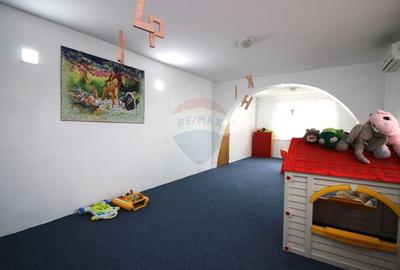 Casă individuală cu 7 camere cu Teren 125 Mp în Drumul Taberei - 22