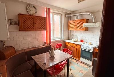 Apartament cu 4 camere decomandat în Mărăței - 2