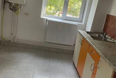Apartament cu 2 camere semidecomandat în Cuza Vodă - 2