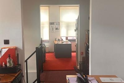 Casă cu 5 camere cu Teren 100 Mp în Tineretului - 5