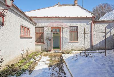 Casă cu 2 camere cu Teren 204 Mp în Blumăna - 12