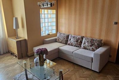 Apartament cu 4 camere decomandat în Central - 9