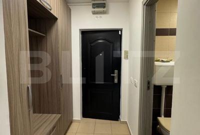 Garsonieră decomandată, mobilată în Sud - 1