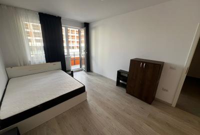 Apartament cu 2 camere decomandat, mobilat în Tractorul - 5