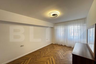 Apartament de inchiriat, cu 4 camere, 90 mp, zona Centru Tr - 18