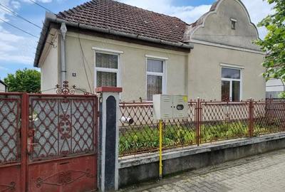 Casă cu 4 camere în Central - 3