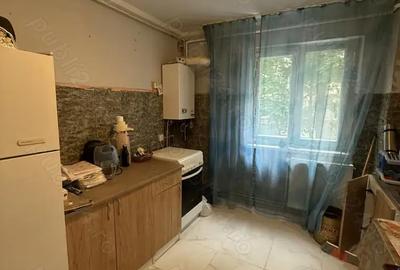 Apartament cu 3 camere decomandat în Circumvalațiunii