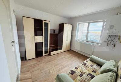 Camera de camin renovata complet cu baie proprie, bucatarie si centrala ! - 4