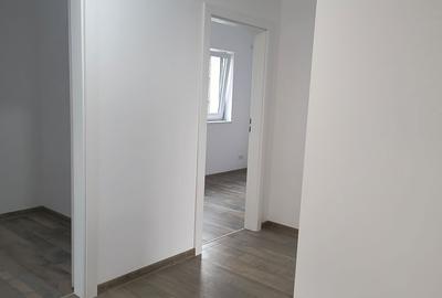 Casă cu 5 camere cu Teren 500 Mp în Borș - 7