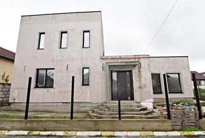 Casă individuală cu 4 camere cu Canalizare în Valu lui Traian - 2