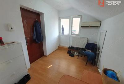 Apartament cu 2 camere nedecomandat în Central
