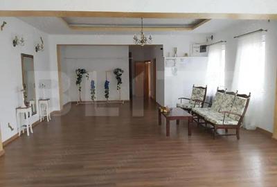 Casa D+P+E, spatiu comercial, 527 mp teren, Str Paltinis, 0% comision