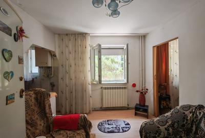 Apartament str. Violetelor - 3