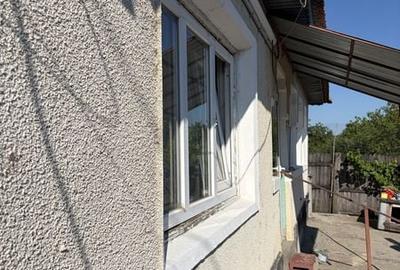 Teren de 917 mp, în Hinova - 2