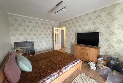 Casă cu Teren 1700 Mp în Fratelia - 2