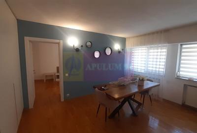 Apartament cu 3 camere semidecomandat, mobilat în P-ța Romană - 11