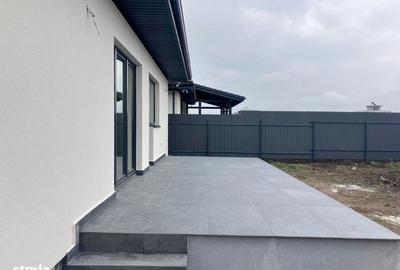 Casă cu 4 camere cu Teren 500 Mp în Central - 4