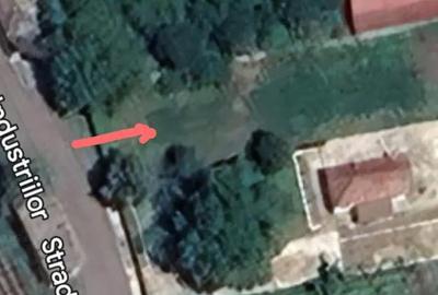 Teren de 4400 mp, în Central - 2