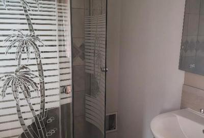 Apartament cu trei camere in vila ,et 1 - 4