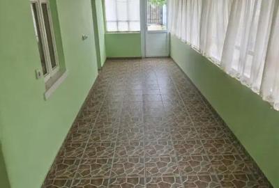 Casă cu 3 camere cu Teren 3855 Mp în Central - 7