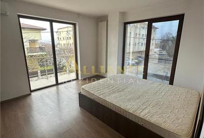 Garsonieră decomandată, mobilată în Central - 4