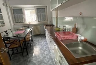Apartament 3 camere decomandat, zona Electroputere Mall - 6