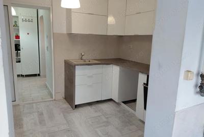 Apartament cu 3 camere decomandat în Mazepa 2 - 13