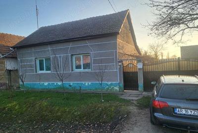Vand casa in com Dorobanti - 1