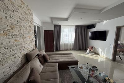 Apartament cu 3 camere semidecomandat, mobilat în Brătianu - 2