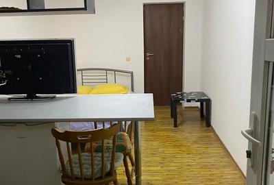 Garsonieră decomandată, mobilată în Băneasa