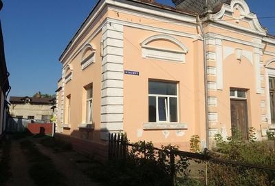 Casă cu 2 camere în Roman - 6