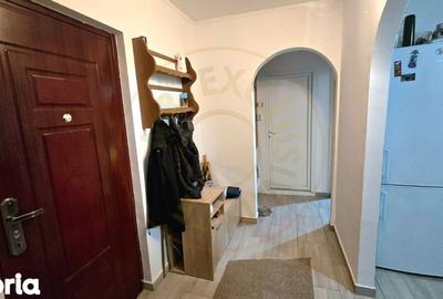 Apartament cu 2 camere decomandat, mobilat în Sud - 10