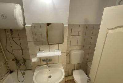 Garsonieră decomandată în Central - 3