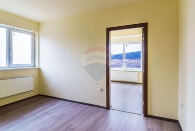 Apartament cu 2 camere decomandat în Baciu - 2