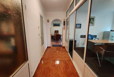 Birou de 50 mp de închiriat – Str. Toamnei - 7