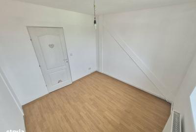 Apartament cu 3 camere decomandat în Spitalul Județean - 14