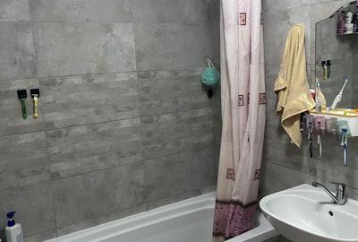 Apartament cu 3 camere semidecomandat în Lotrioara - 7