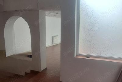 Spațiu comercial, de 210 mp, în Ultracentral - 3