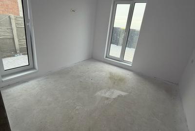 Casă cu 4 camere cu Teren 380 Mp în Sânandrei - 9