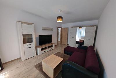 Apartament cu 2 camere decomandat, mobilat în Tractorul - 2