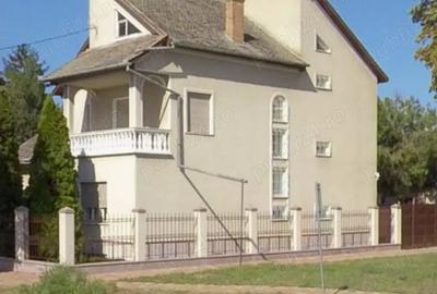 Casa solida, spa?ioasa ?i versatila in zona centrala, Sannicolau Mare - 5